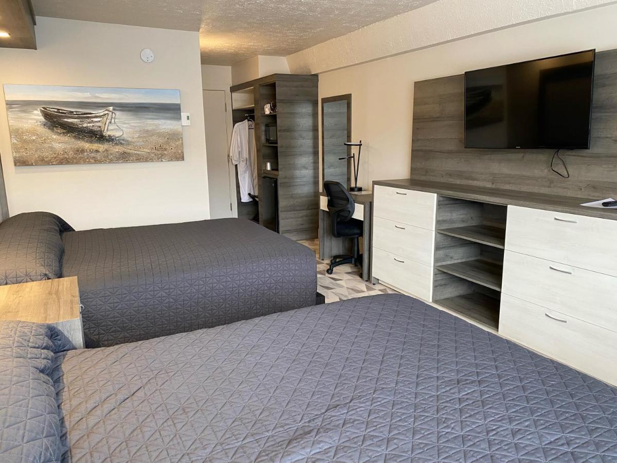 Travelodge By Wyndham ดรัมมอนวิลล์ ภายนอก รูปภาพ